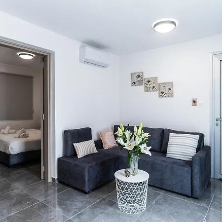 Spiros Luxury Αγία Νάπα