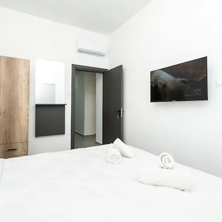 Spiros Luxury * Αγία Νάπα